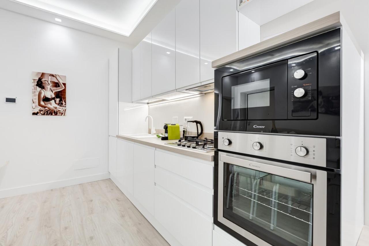Bmga L The White Crown In Testaccio Apartamento