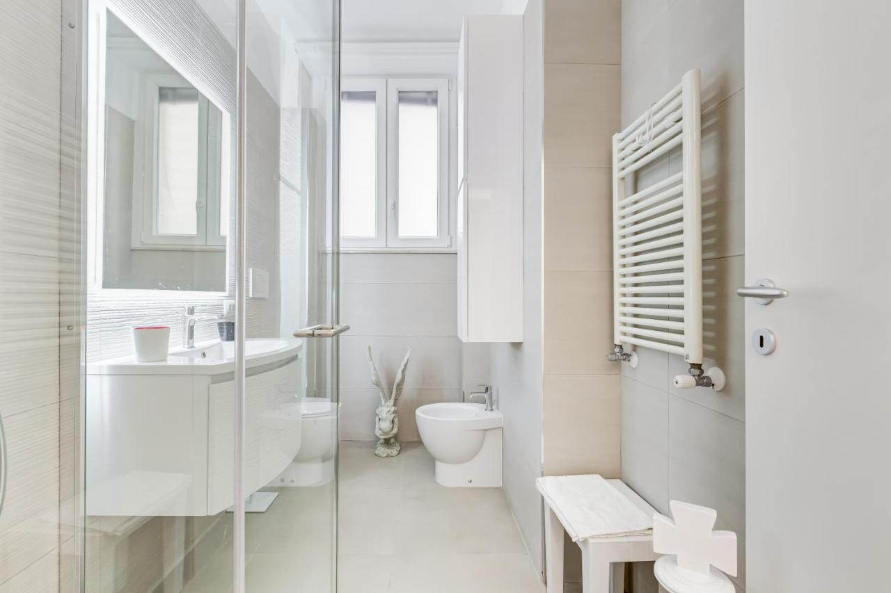 Bmga L The White Crown In Testaccio